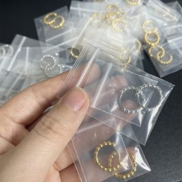 TB204 Bông tai nữ titan khoen tròn họa tiết bi