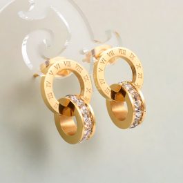 TB109 Bông tai titan 2 khoen lồng chạm số la mã vàng tươi