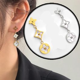 TB147 Bông tai titan thời trang LV