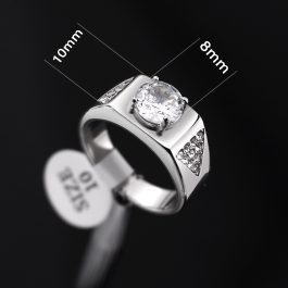 N698 Nhẫn nam titan đính hột chủ 8ly