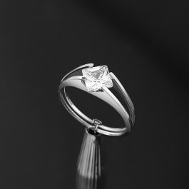 NX004 Nhẫn nữ inox kẹp hột đá vuông màu trắng