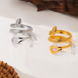 TC329 Nhẫn titan con rắn free size