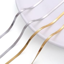 DN180 Dây chuyền nam titan kiểu mì dẹp 4mm sang trọng