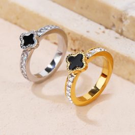 TC042 Nhẫn nữ titan hoa 4 cánh van cleef đính đá vuông
