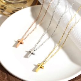 TN664 Dây chuyền nữ titan mặt hình thánh giá