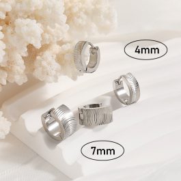 TB005 Bông hoa tai nữ titan khoen tròn chạm mắc mèo