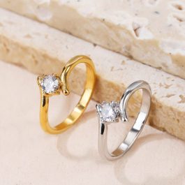 TC197 Nhẫn nữ titan 1 hột cao