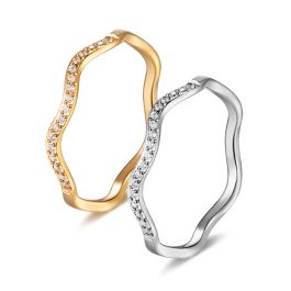 TC281 Nhẫn nữ titan kiểu gợn sóng đính hột tinh xảo