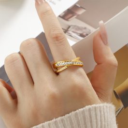 TC282 Nhẫn nữ titan chéo chữ X đính kim