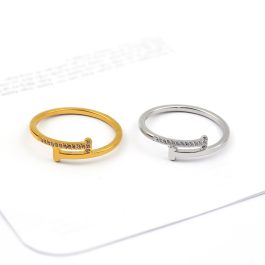 TC293 Nhẫn nữ titan cây đinh