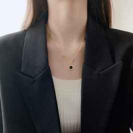 TN569 Dây chuyền vòng cổ titan mặt tròn số la mã