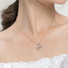 TN368 Dây chuyền titan mặt tròn đính đá