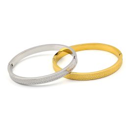 TV191 Vòng tay titan hoa tiết tổ ong