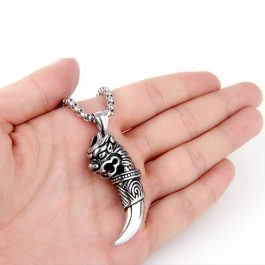 MD001 Mặt dây chuyền nam thép titan răng nanh đầu lân