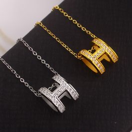 TN632 Dây chuyền nữ titan mặt hình chữ H thời trang Hermes