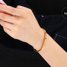 TV089 Vòng tay titan gucci size nữ