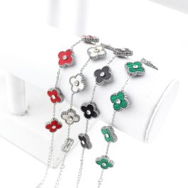 TA215 Lắc tay nữ titan hoa 4 cánh van cleef 13mm đính đá ở giữa