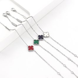 TA466 Lắc tay nữ titan hoa 4 cánh Van Cleef loại bông nhỏ 1,1cm