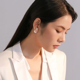 TB197 Bông hoa tai, khuyên tai titan dior ngọc trai cao cấp