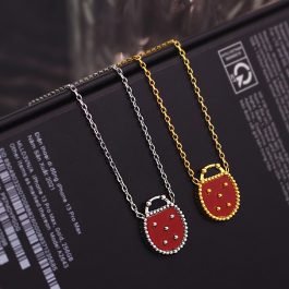 TN729 Vòng cổ dây chuyền titan nữ van cleef hình con bọ