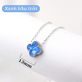 TN826 Dây chuyền titan hoa 4 cánh van cleef nền màu xanh bầu trời