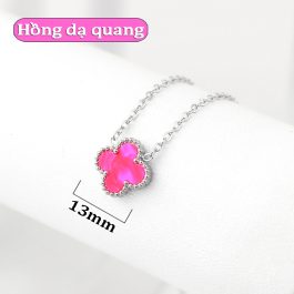 TN830 Dây chuyền titan hoa 4 cánh van cleef nền màu hồng dạ quang