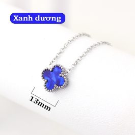 TN832 Dây chuyền titan hoa 4 cánh van cleef nền màu xanh dương