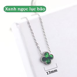 TN833 Dây chuyền titan hoa 4 cánh van cleef nền màu xanh ngọc lục bảo