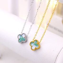 TN875 Dây chuyền nữ titan hoa 4 cánh van cleef nền vân đá 13mm