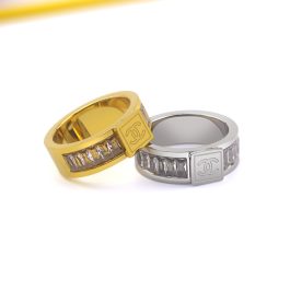 TC090 Nhẫn nữ titan thời trang Chanel