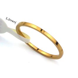 TC182 nhẫn titan cartier bảng mỏng 1,2ly (Size 5-6-7-8)