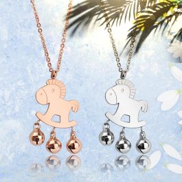 TN005 Vòng cổ, dây chuyền titan con ngựa có chuông