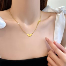TN024 Dây chuyền titan trái tim cách điệu chữ love