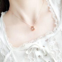 TN185 Dây chuyền titan số la mã