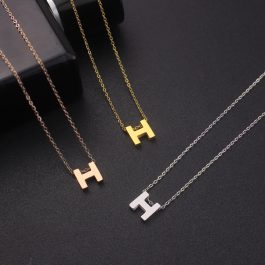 TN481 Dây chuyền titan chữ H phong cách Hermes