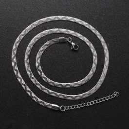 TN822 Dây chuyền titan kiểu mì dẹp 4ly họa tiết
